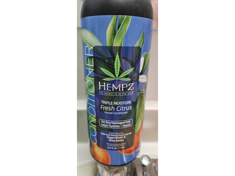 Hempz Triple Moisture Herbal Conditioner, Fresh Citrus, 33.8 fl oz/1 L