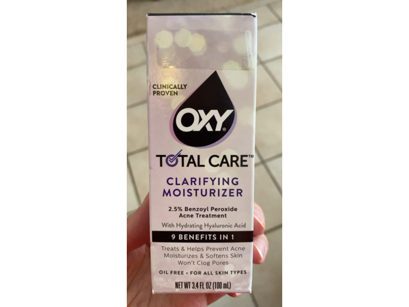 Oxy Total Care Clarifying Moisturizer Acne Treatment, Hydrating Hyaluronic Acid, 3.4 fl oz/100 mL