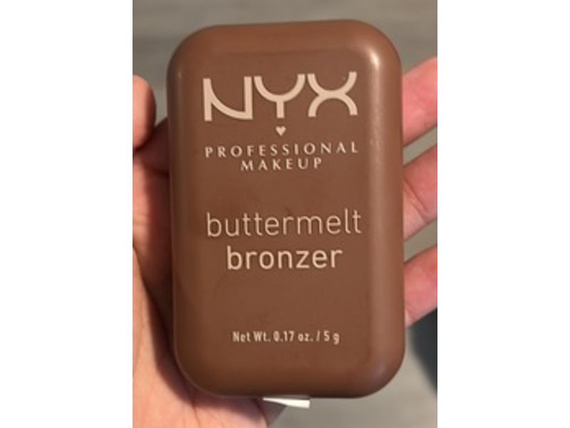 NYX Professional Makeup Buttermelt Bronzer, 06 Do Butta - Deep Golden, 0.17 oz/5 g