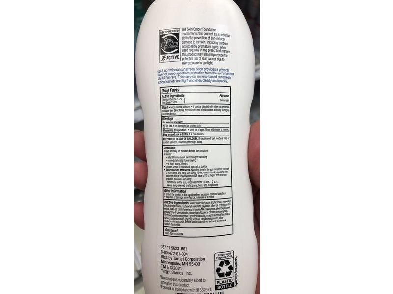 up&up Mineral Sunscreen Lotion, SPF 50, 10.4 fl oz/307.5 mL