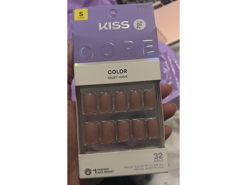 Kiss Core Press On Nails, Embullience, 32 Count