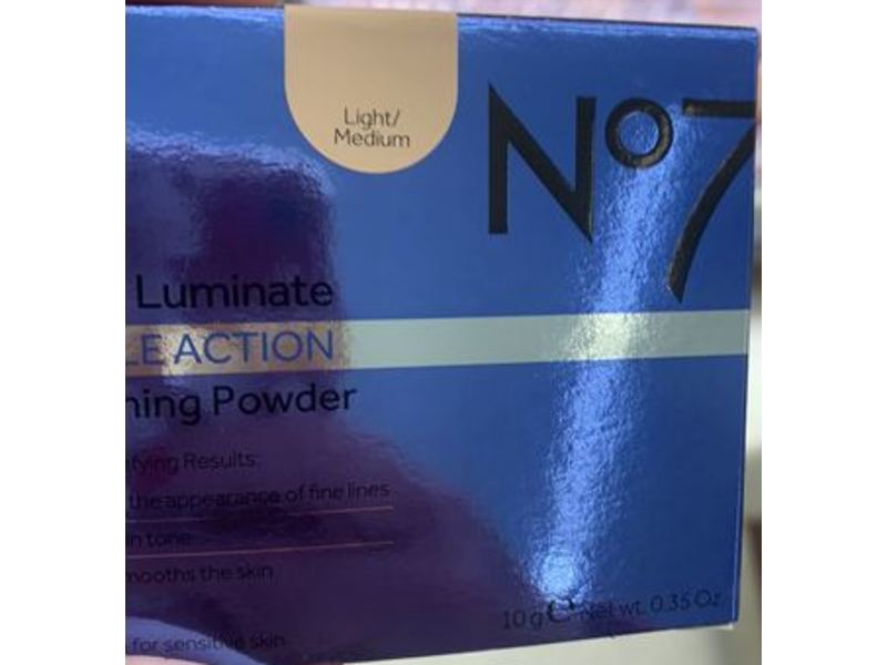 No7 Lift & Luminate Triple Action Translucent Finishing Powder, Light/Medium, 0.35 oz/10 g