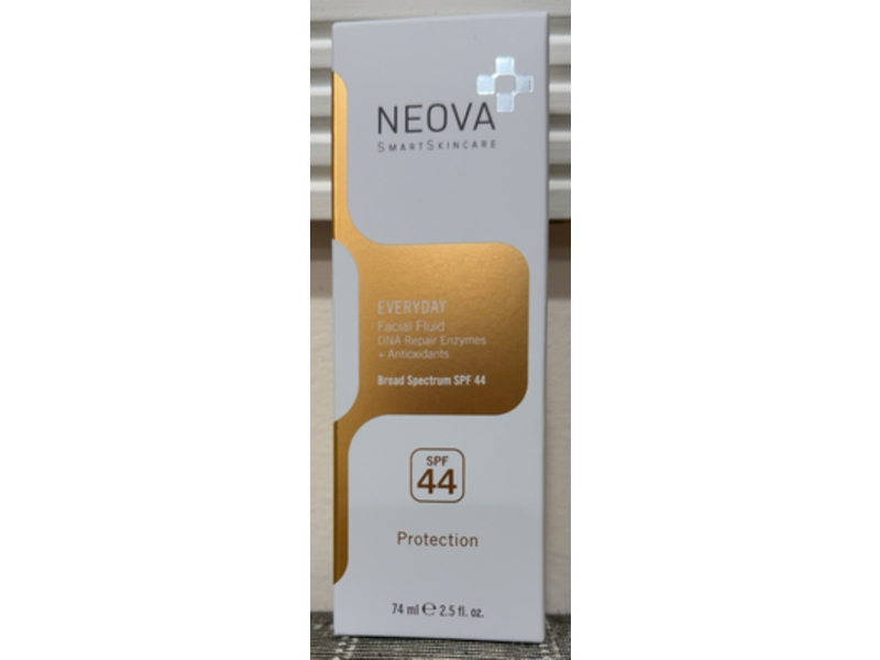 Neova Everyday Facial Fluid, SPF 44, 2.5 fl oz/74 mL