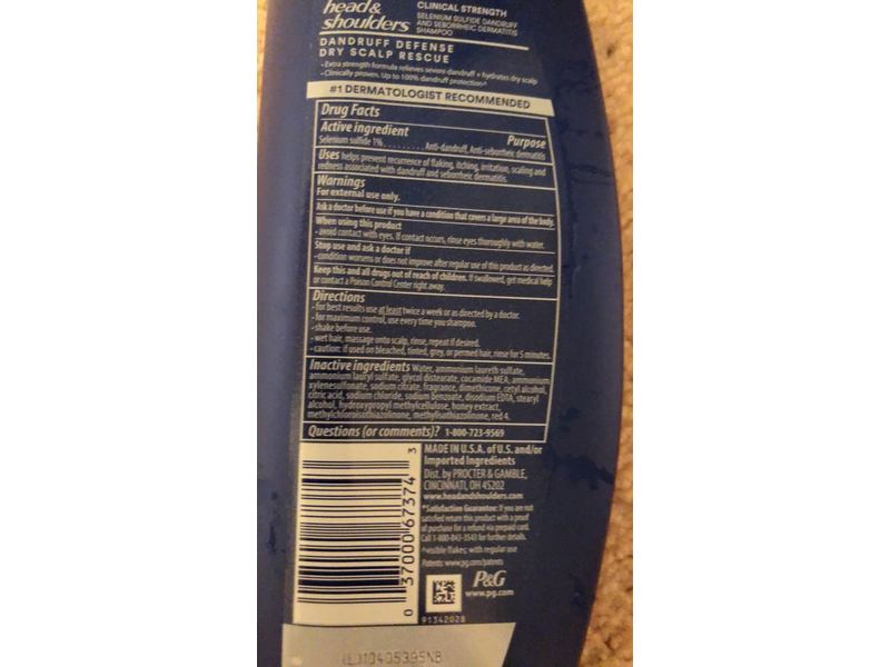 Head & Shoulders Clinical Strength Dandruff Defense Shampoo, Dry Scalp Rescue, 13.5 fl oz/400 mL