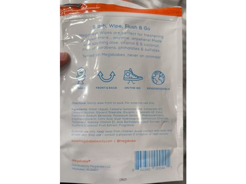 Megababe Megafresh Wipes, Coconut Hibiscus, 18 Count