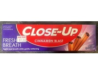 Close-Up Fluoride Fresh Breath Toothpaste, Cinnamon Blast, 4 oz/113 g, Pack Of 4 - Image 3