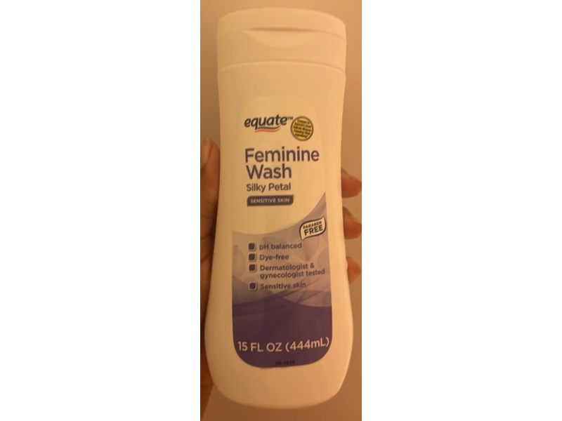 Equate Feminine Wash, Silky Petal, 15 fl oz/444 mL