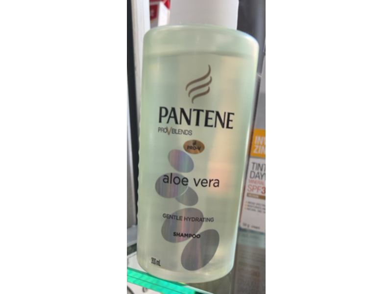 Pantene Pro-V Gentle Hydrating Shampoo, Aloe Vera, 300 mL