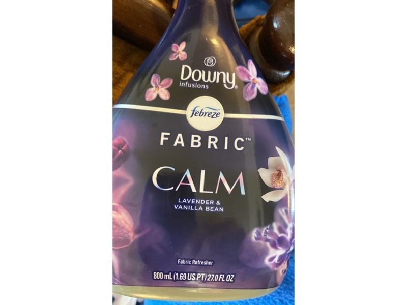 Downy Infusions Febreze Fabric Calm Refresher, Lavender & Vanilla Bean, 27 fl oz/800 mL