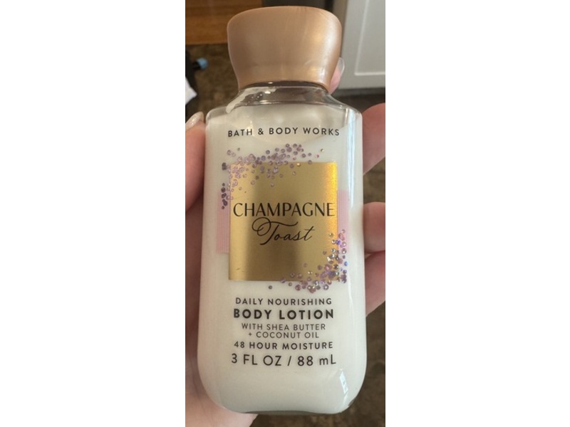 Bath & Body Works Daily Nourishing Body Lotion, Champagne Toast, 3 fl oz/88 mL