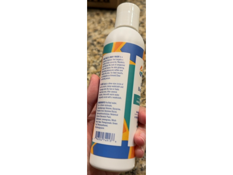 Almond Clear Face & Body Wash, Mandelic Acid, 6.78 fl oz/198 mL