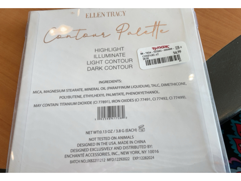 Ellen Tracy Contour Palette, Highlight, Illuminate, Dark & Light, 0.13 oz/3.8 g