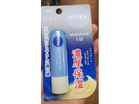 Nivea Moisture Lip Balm, Unscented, 0.14 oz/3.9 g - Image 3