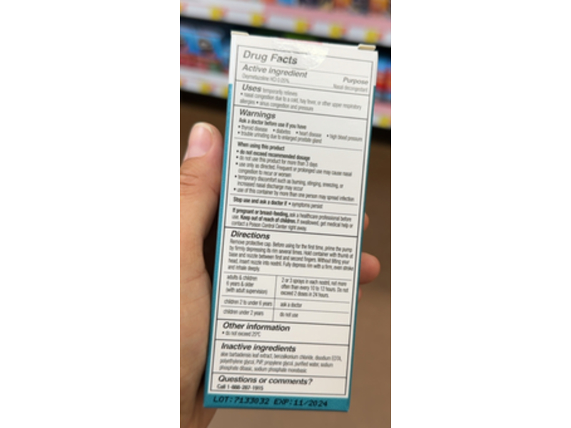 Equate Severe Nasal Spray Super Fine Moisturizing Mist, Aloe, 0.5 fl oz/15 mL, 265 Count