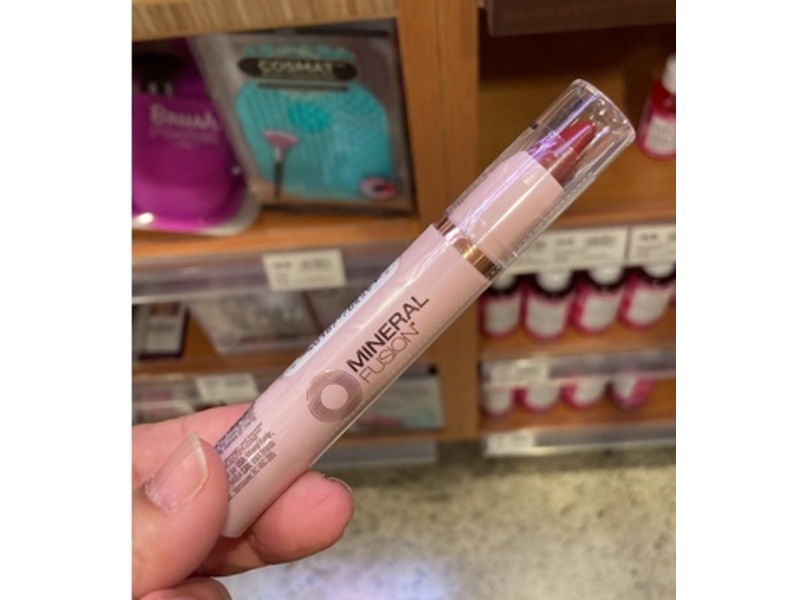 Mineral Fusion Moisture Lip Tint, Daring | Deep Plum, 0.10 oz