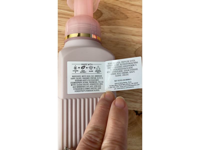 White Barn Gentle Foaming Hand Soap, Velvet Elderberry, 8.75 fl oz/259 mL