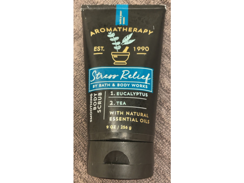 Bath & Body Works Aromatherapy Smoothing Body Scrub, Eucalyptus & Tea, 9 oz/256 g