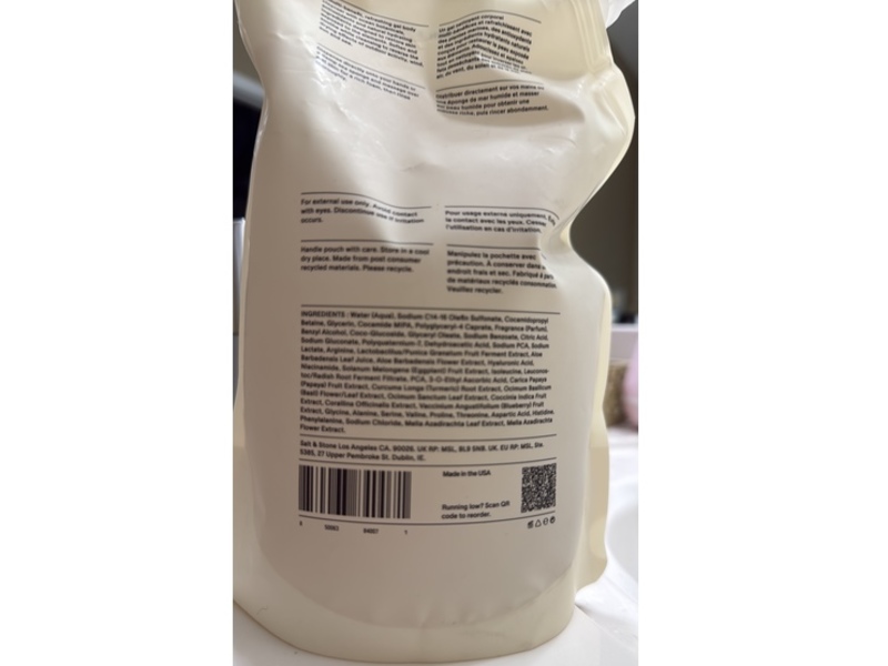 Salt & Stone Body Wash Refill, Saffron & Cedar, 32 fl oz/946 mL