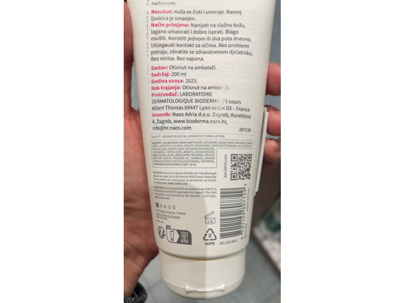 Bioderma Sensibio DS+ Soothing Purifying Cleansing Foaming Gel, 6.7 fl oz/200 mL