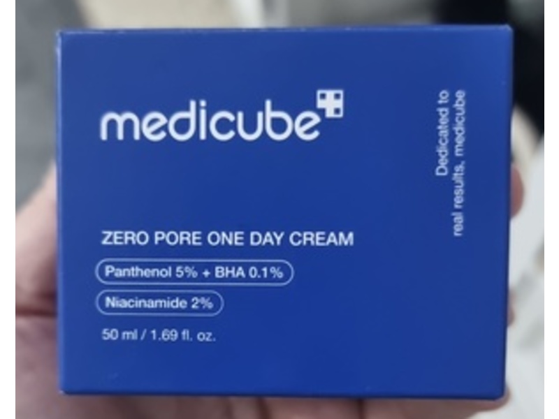 Medicube Zero Pore One Day Cream, Panthenol 5% + BHA 0.1 % & Niacinamide 2%, 1.69 fl oz/50 mL