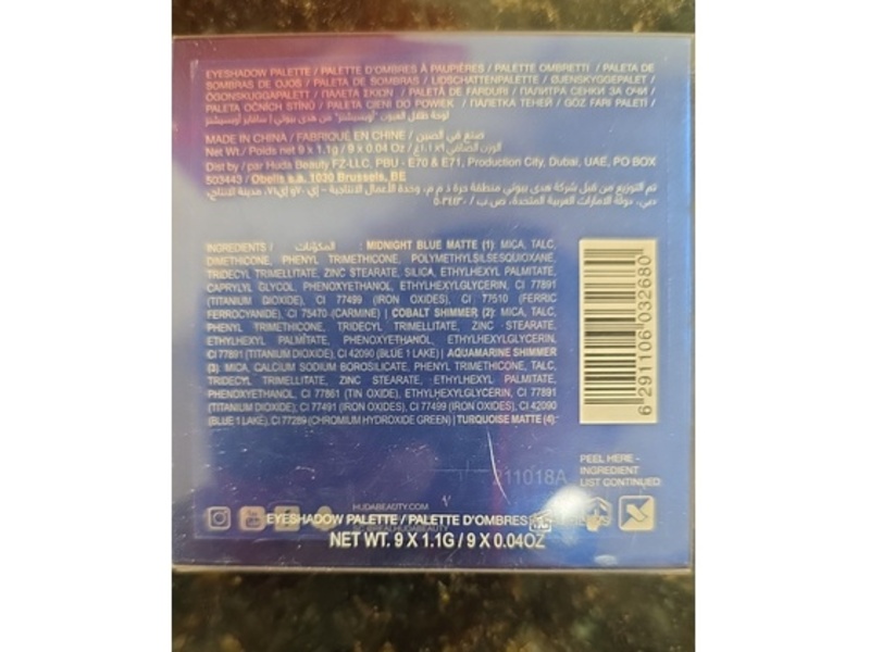 Huda Beauty Sapphire Obsessions Eyeshadow Palette