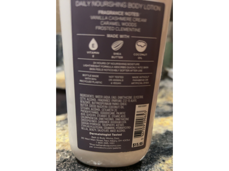 Bath & Body Works Daily Nourishing Body Lotion, Snowflakes & Cashmere, 8 oz/236 mL