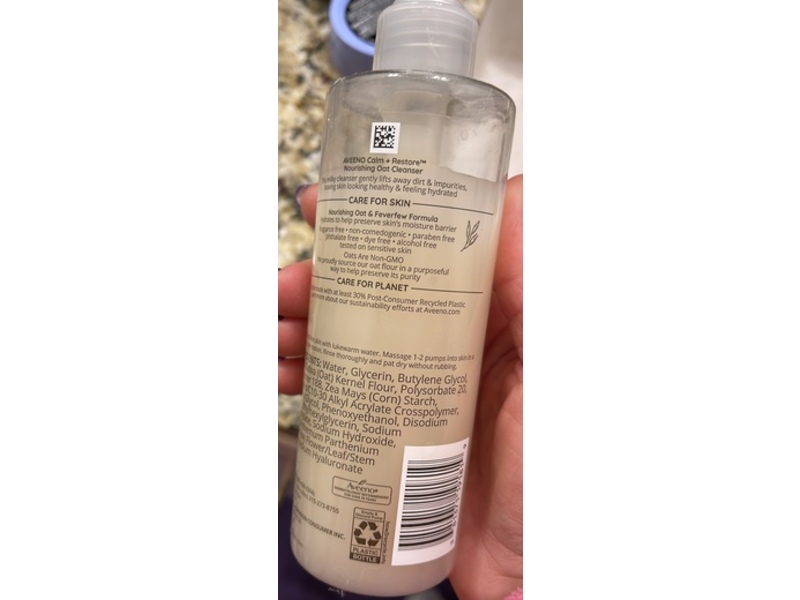 Aveeno Calm + Restore Nourishing Oat Cleanser, Sensitive Skin, 7.8 fl oz/232 mL