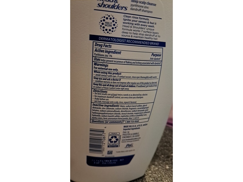 Head & Shoulder Deep Scalp Cleanse Daily Shampoo, 28.2 fl oz/835 mL