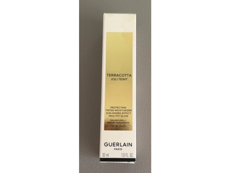 Guerlain Paris Terracotta Joli Teint Protecting Tinted Moisturizer, SPF 20 PA+++, 20 Golden, 1 fl oz/30 mL