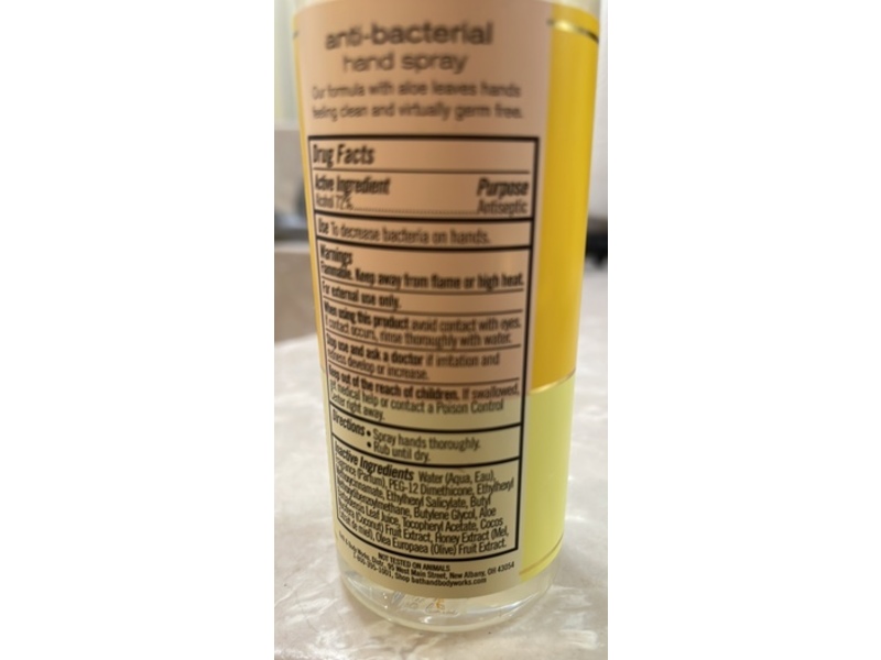 Bath & Body Works Anti-Bacterial Hand Spray, Sunshine & Lemons, 3 fl oz/ 88 mL
