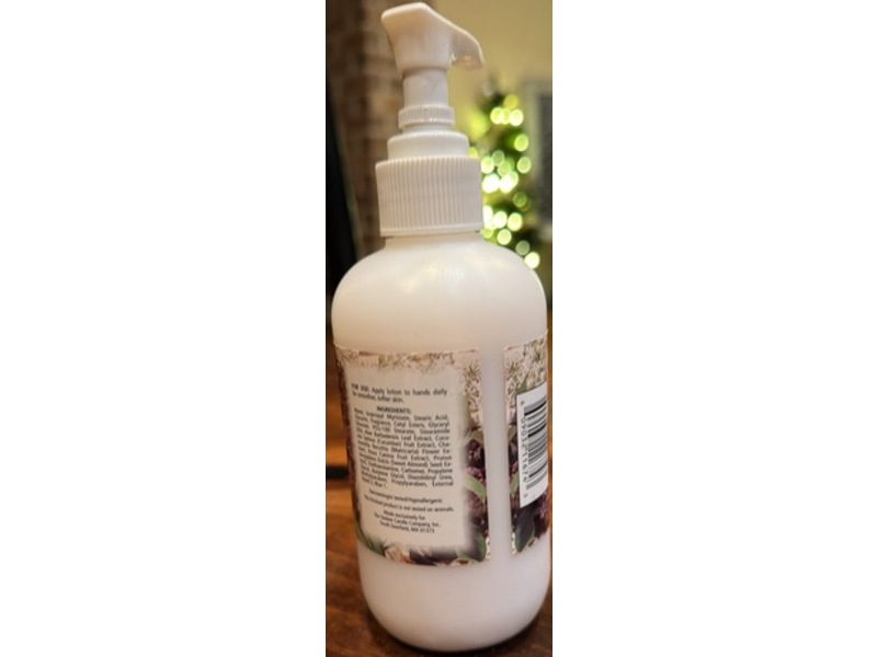 Yankee Candle Hand Lotion, Lilac Blossoms, 8 fl oz/236 mL