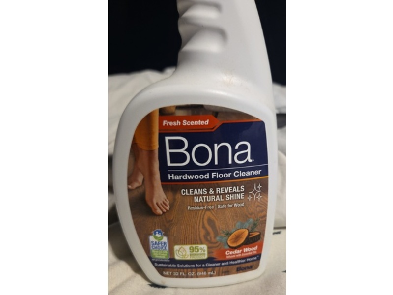 Bona Hardwood Floor Cleaner, Cedar Wood Scent, 32 fl oz/946 mL