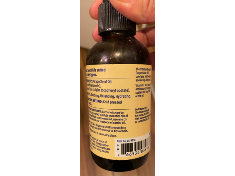 The Vitamin Shoppe Aromatherapy Grape Seed Carrier Oil, Vitamin E, 4 fl oz/118 mL