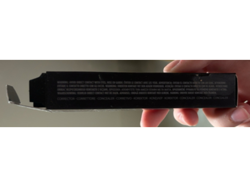 Laura Mercier Real Flawless Weightless Perfecting Concealer, 2C1, 0.18 fl oz/5.4 mL