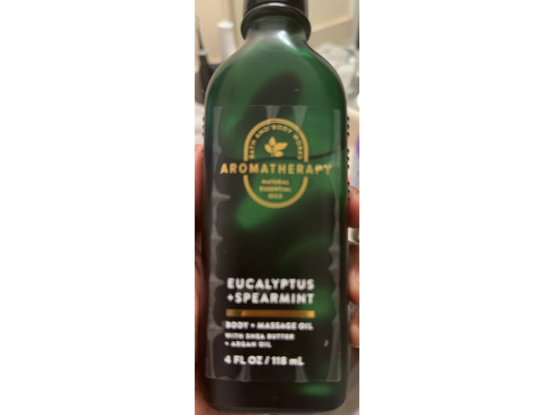 Bath & Body Works Body & Massage Oil, Eucalyptus Spearmint, 4 fl oz/118 mL
