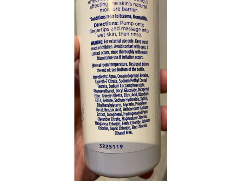 E45 Foaming Cleanser, Dry & Sensitive Skin, 250 mL