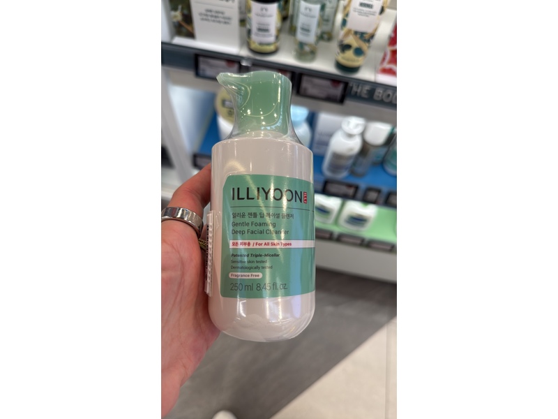Illiyoon Gentle Foaming Deep Facial Cleanser, 8.45 fl oz/250 mL