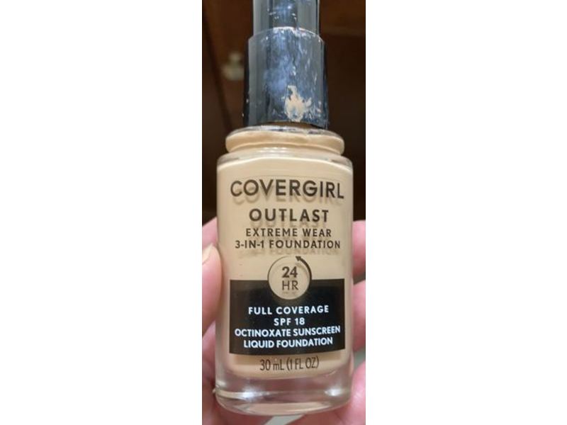 Covergirl Outlast Extreme Wear 3-In-1 Foundation, SPF 18, 825 Buff Beige, 1 fl oz/30 mL