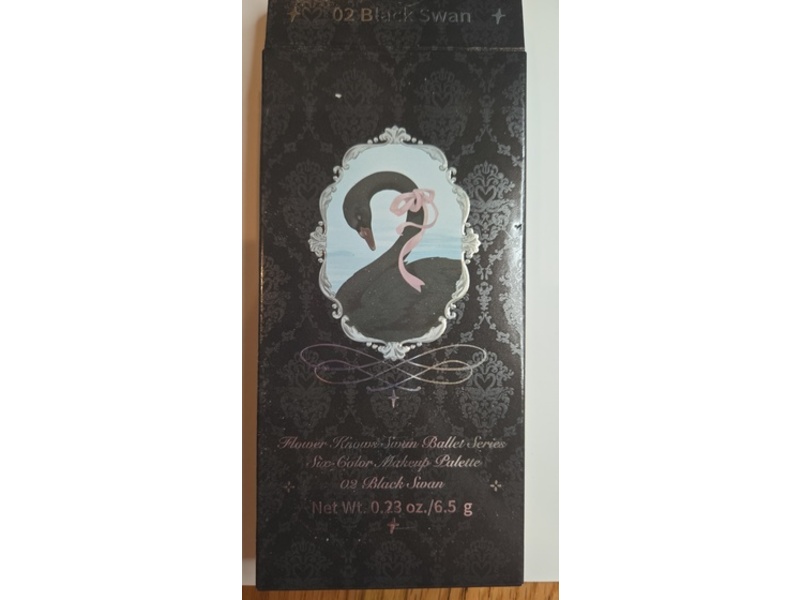 Flower Knows Swan Ballet Series Makeup Palette, 02 Black Swan, 0.23 oz/6.5 g