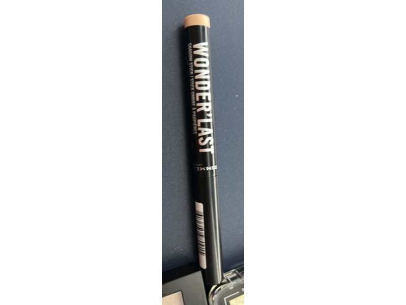 Rimmel London Wonder'Last Eyeshadow Stick, Vaelvet Vanilla