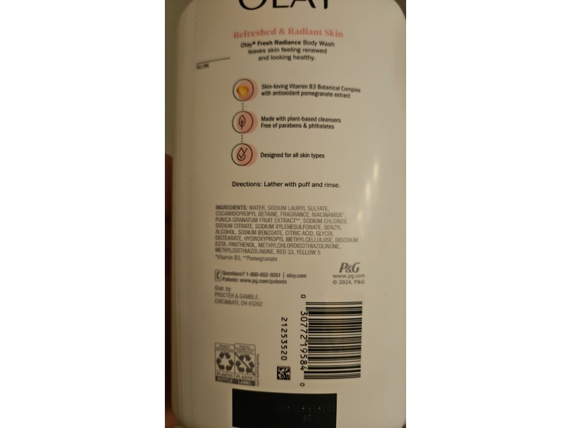 Olay Fresh Radiance Body Wash, Strawberry & Mint, 27 fl oz/798 mL