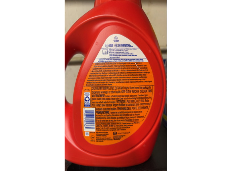 Tide Plus Febreze Sport Odor Defense Liquid Laundry Detergent, Active Fresh, 54 loads, 84 fl oz/2.48 L