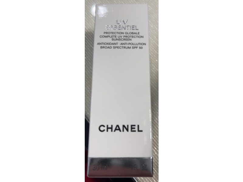 Chanel UV Essentiel Protection Globale Complete Cream, SPF 50, 1