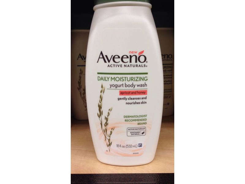 Aveeno Daily Moisturizing Yogurt Body Wash, 18 fl oz/532 mL