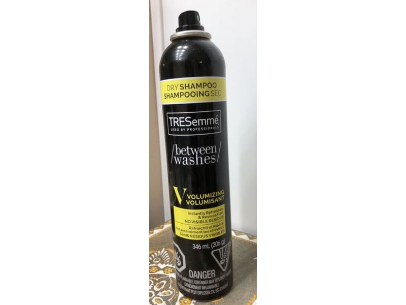 Tresemme Volumizing Dry Shampoo, 346 mL