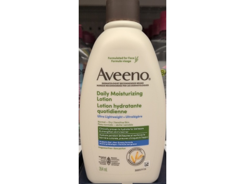 Aveeno Ultra Lightweight Daily Moisturizing Lotion, 354 mL