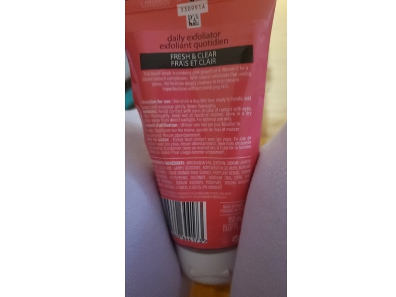 Neutrogena Fresh & Clear Daily Exfoliator, Pink Grapefruit, 5.07 fl oz/150 mL