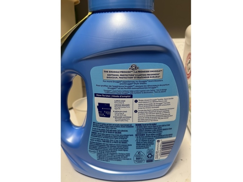 Snuggle Cuddle-Up Fresh Liquid Fabric Conditioner, Blue Sparkle, 97 Loads, 66 fl oz/1.95 L