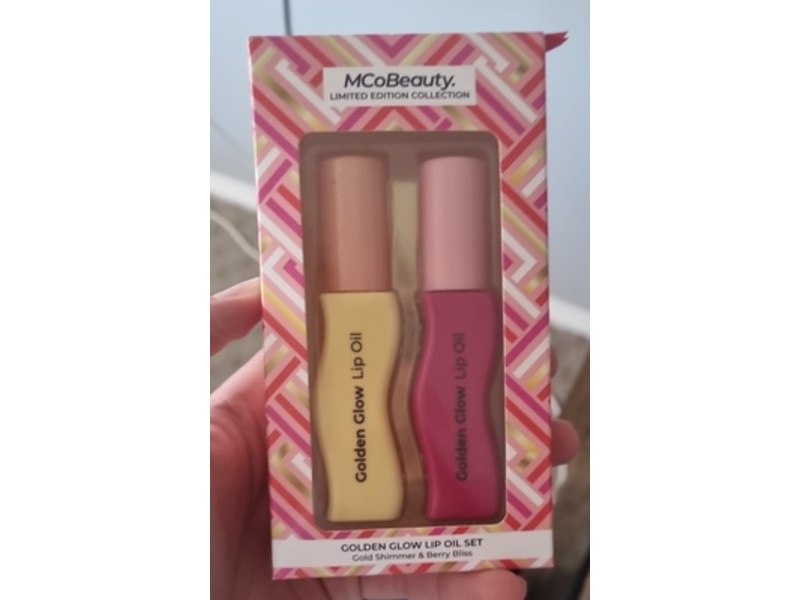 MCoBeauty Golden Glow Lip Oil Set, Gold Shimmer & Berry Bliss, 0.574 fl oz/17 mL