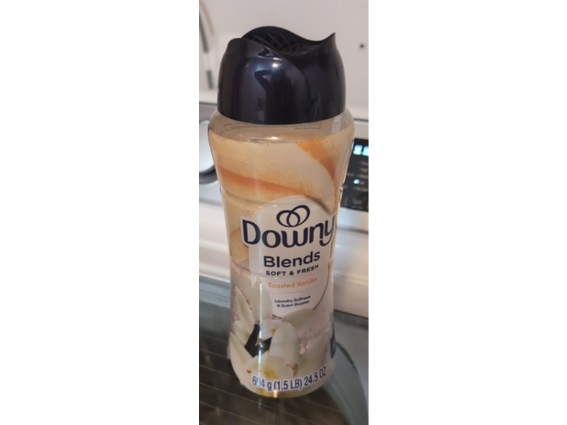 Downy Blends Soft & Fresh Scent Boosters, Toasted Vanilla, 24.5 oz/694 g